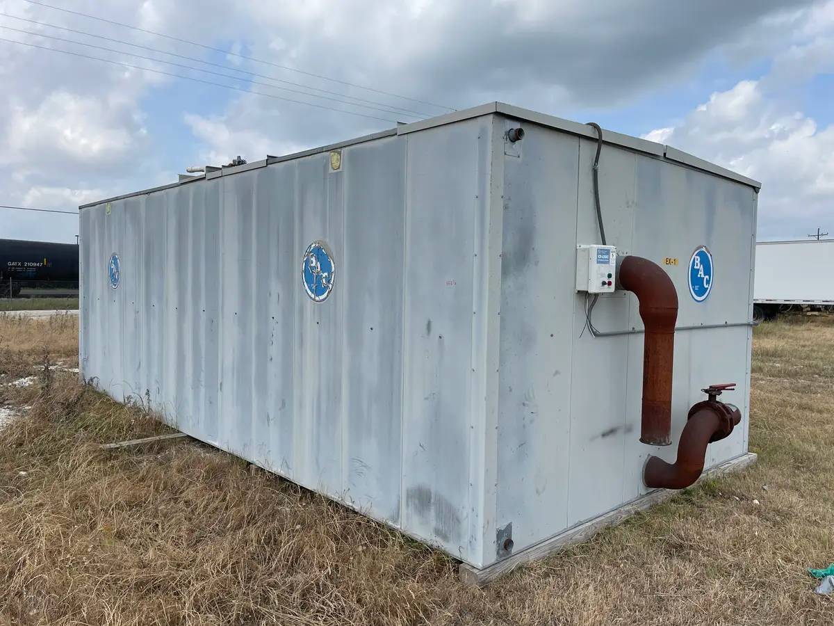 38 Ton, BAC #TSU-940G, Tube Ice Builder, Ammonia (R717, NH3) Refrigeration, 5 HP pump, 280 gallon, 2008 - Image 3