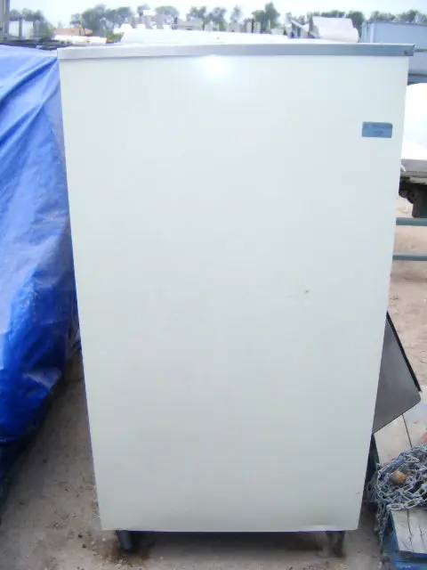 1 Ton, Schneider Manufacturing #RB-1356, Insulated Ice Box, 2000 lbs. capacity - Image 10