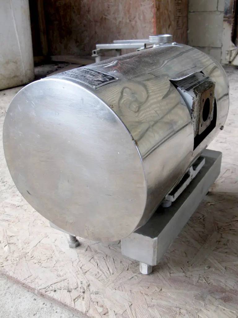 18 GPM, Osaka Sanitary Metal Works #SE-32-15, Centrifugal Pump, 2 HP, 2860/3460 RPM, 200/220 V, 4.375" - Image 9