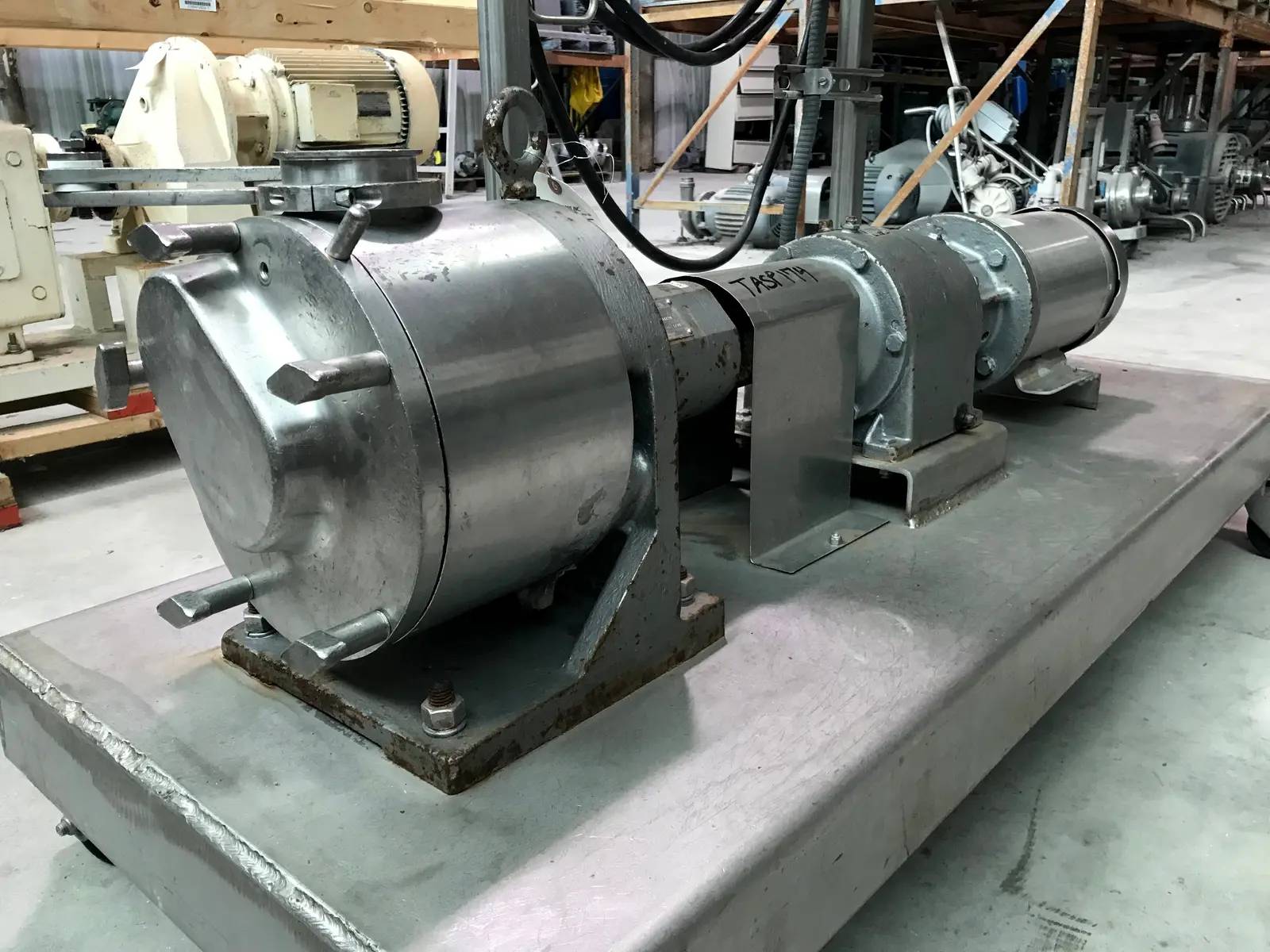Sine #SPS-35, Positive Displacement Pump, 3 HP, 1760 RPM, 208-230/460 V, 154 RPM speed, (2) 3" Tri-clamp - Image 3