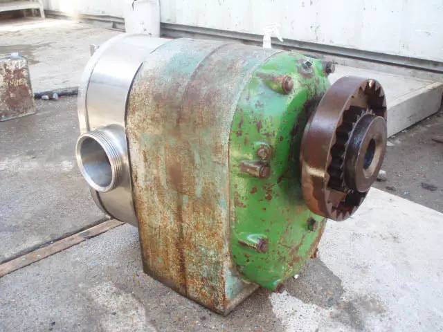 Tri-Clover, Positive Displacement Pump, (2) 6.5" rotor, (2) 4" ACME Inlet/Outlet - Image 3