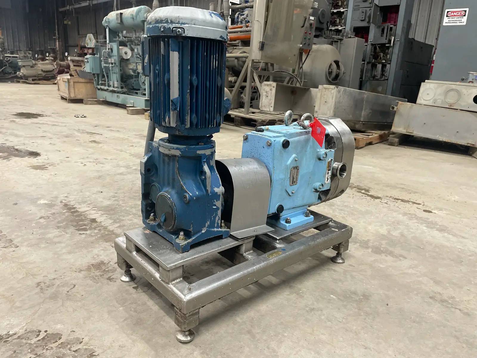 56 GPM @ 450 psi, Waukesha #045-U2-01/31/13, Positive Displacement Pump, 0.098 Gallons, 3 HP, 1798 RPM - Image 6