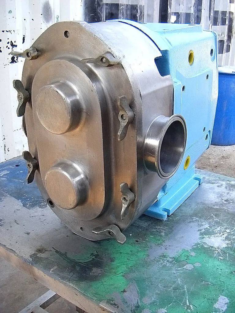 310 GPM @ 200 psi, Waukesha Cherry-Burrell #220, Positive Displacement Pump, (2) 8.5" rotors, (2) 4" S-line - Image 9