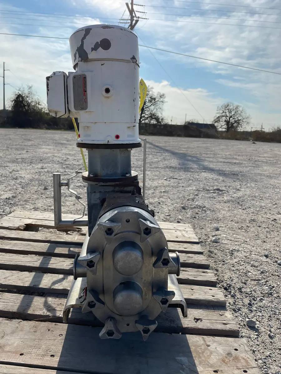36 GPM @ 200 psi, Waukesha Cherry-Burrell #30, Positive Displacement Pump, 0.021 Gallon, 3 HP, 1755 RPM - Image 5