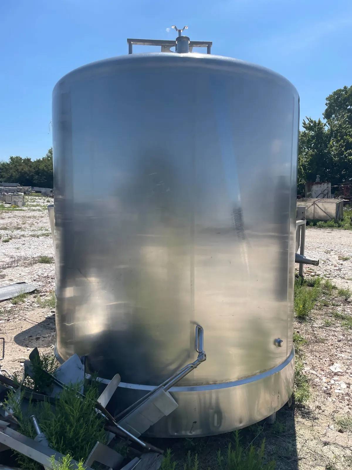 2500 gallon Stainless Steel Single Shell Tank, 0.105" thickness, 7' 1" diameter x 7' 10" Inside straight wall - Image 4