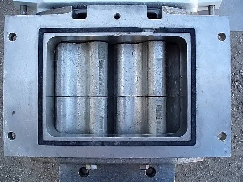 APV, Positive Displacement Pump, 15 HP, 1760 RPM, 208-230/460 V, 9" Inlet, 4" ACME Outlet - Image 9