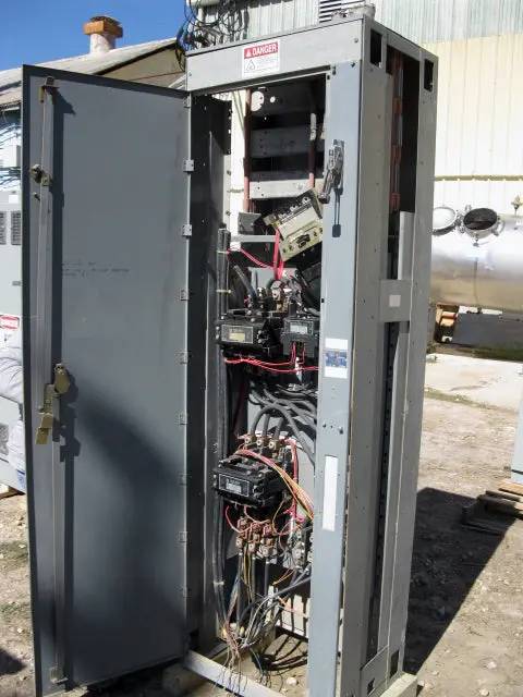 Square D, 4, WYE Delta Motor Starter, 200 HP, 460/575 Volts, 600 max. V, Nema size 5 AC magnetic starter - Image 3