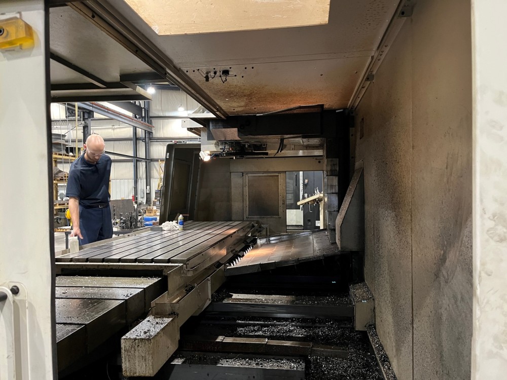 Okuma #Millac-1052VAE, OSP-P200M, 40" x120", #50,6000 RPM, thru spindle coolant, 4th axis interface, 3400 cut - Image 8
