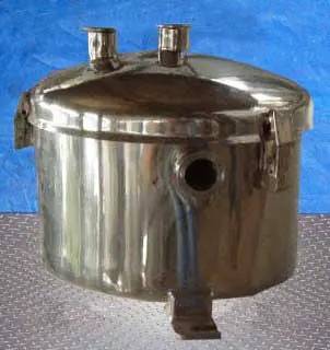 5 gallon Constant Level Tank, 13-1/2" diameter x 8" H inside tank, (2 available) hooks - Image 5