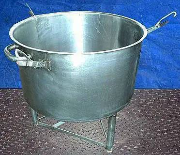 25 gallon Stainless Steel Tank, (3) Lid retaining clamps. (2 available) Handles - Image 7