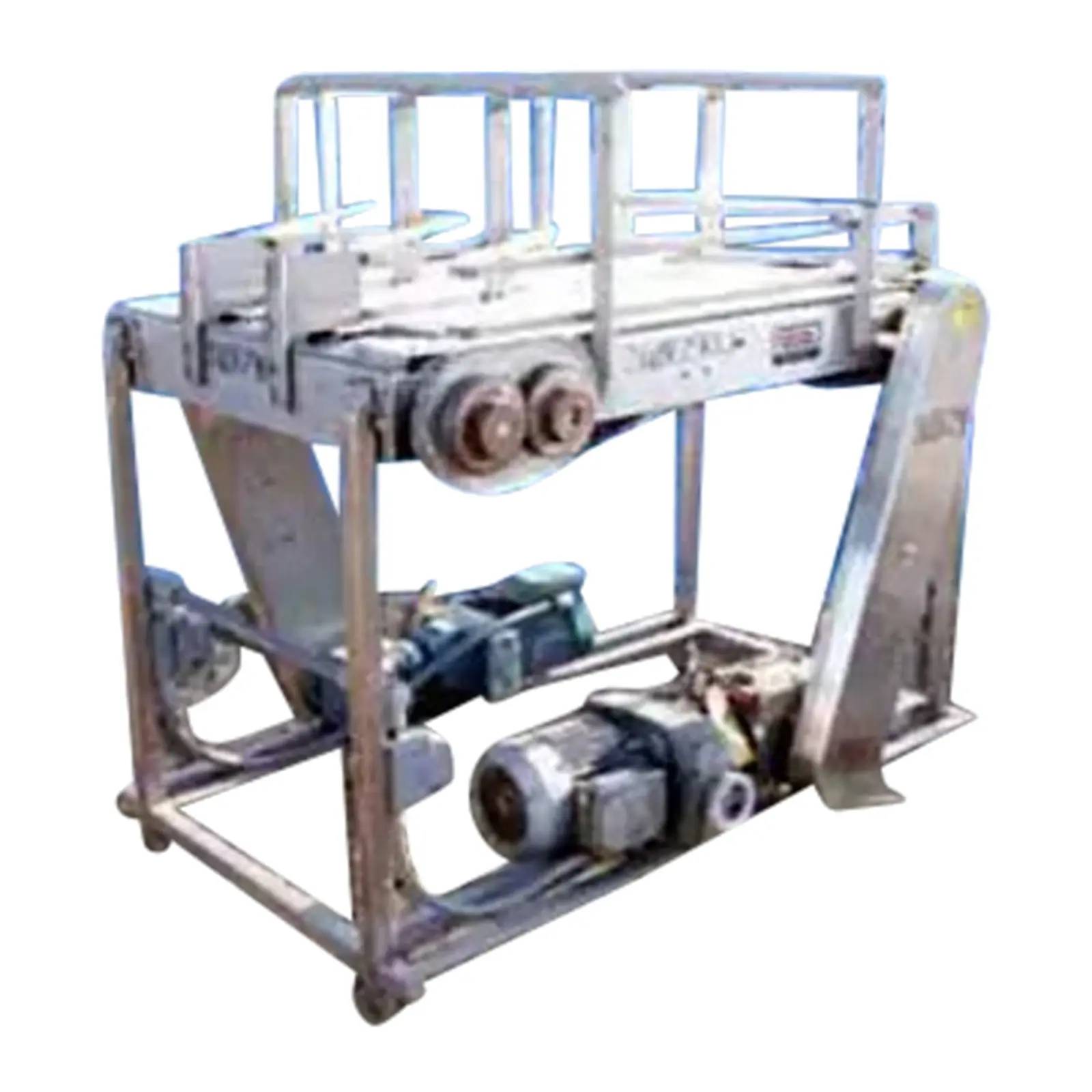 Arrowhead Conveyor, Bottle Combiner Conveyor, 1.5/0.75 HP, (5) 4-1/2" belts, (1) 7-1/2" belt, 13" H Clearance - Image 2