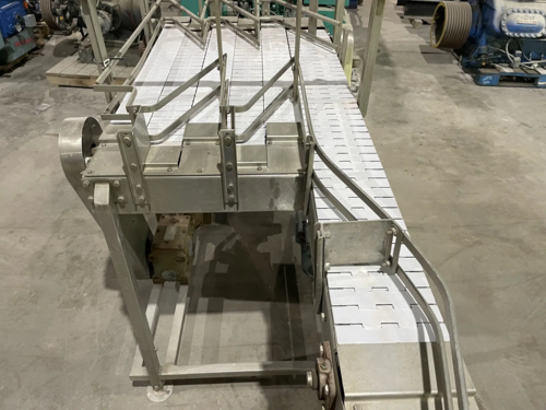 Arrowhead Conveyor, Bottle Combiner Conveyor, 1.5/0.75 HP, (5) 4-1/2" belts, (1) 7-1/2" belt, 13" H Clearance - Image 10