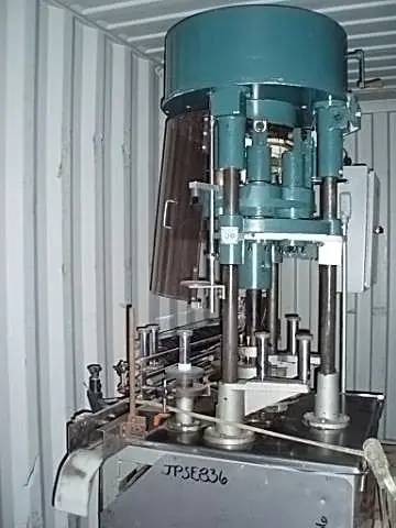 Zalkin #CA, ROPP 6-Head Capper, 1000 CPM, 4-1/2" width x 79" L Conveyor, 34" infeed/exit H - Image 5