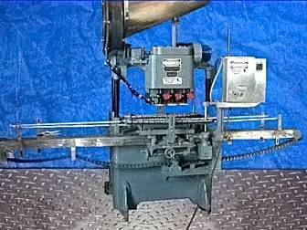 Resina #RU-120-466, Screw Capper, 28 mm Capacity, 6.6" - 12" bottle - Image 3