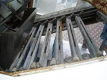 Meyer Akron, " Hawk" Uncaser, 64 CPM, 13" max product width, 21-1/2" H infeed, 51-1/2" H exit - Image 9