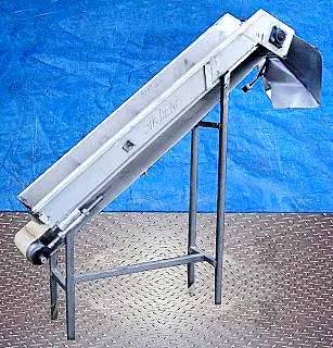 11" wide, Stainless Steel Conveyor, 0.5 HP, 1-1/2" H Cleat, 18-1/2" distance between cleats, 27" infeed H - Image 4