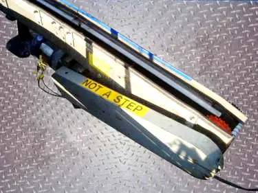 4.5" wide, Roe Incorporated, Mild Steel Table Top Conveyor, 3/4 HP, 16-1/2" inlet/outlet H, 23" H Clearance - Image 5