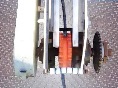 4.5" wide, Roe Incorporated, Mild Steel Table Top Conveyor, 3/4 HP, 16-1/2" inlet/outlet H, 23" H Clearance - Image 6