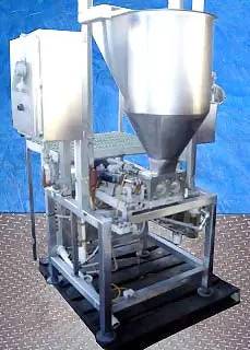 Stainless Steel Twin Head Piston Pump, 18" diameter Infeed hopper - Image 5