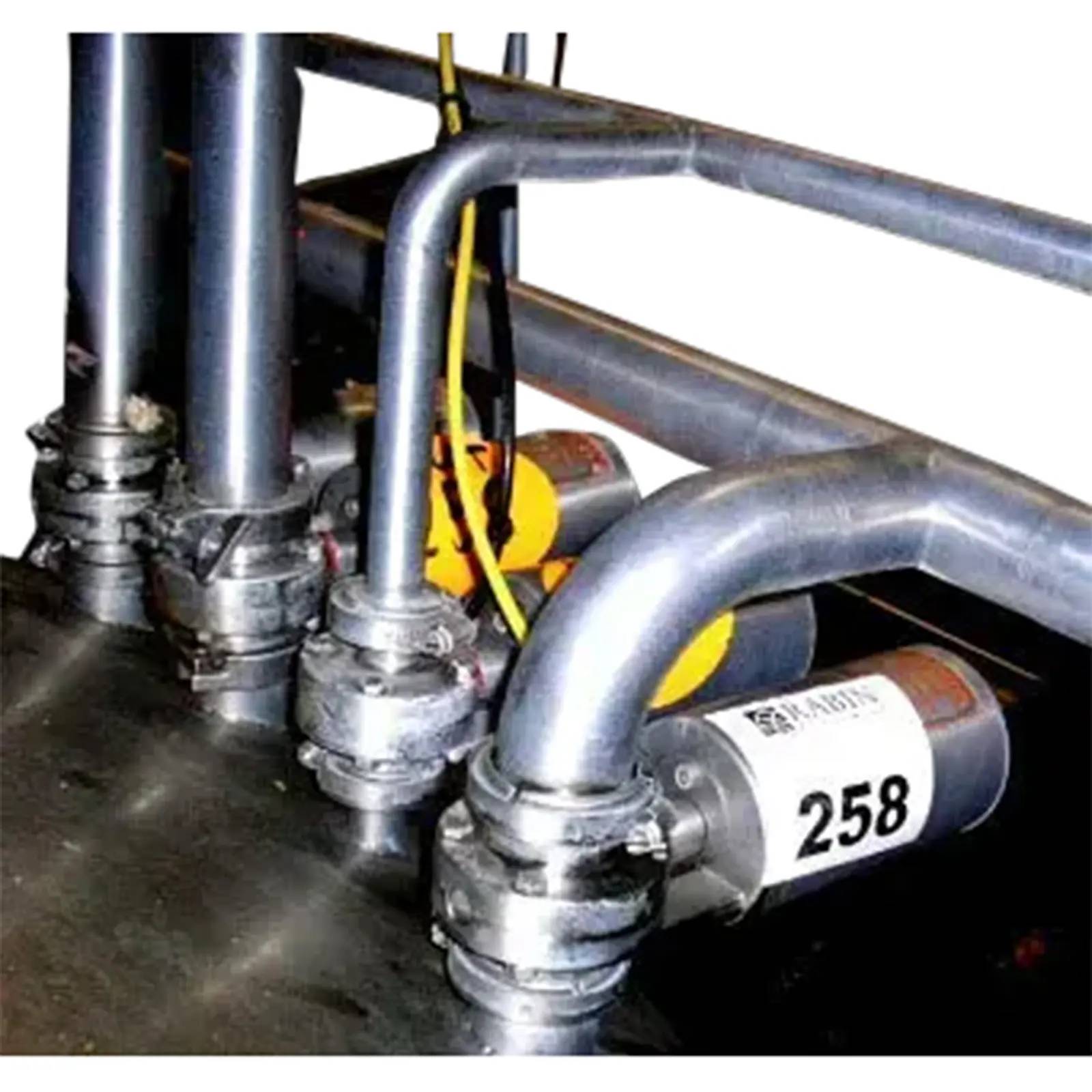 2" Definox Stainless Steel air actuated butterfly valve - Image 1