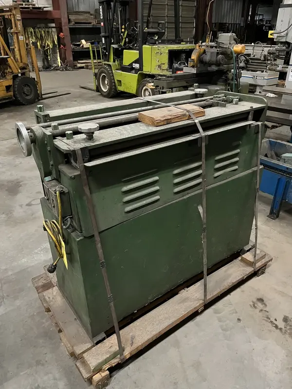 Gauer #5H-36, edger, 36" W x .120" capacity - Image 1