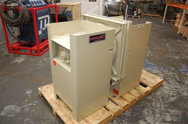 6000 lb. Pandjiris #HS-30 & TS-30, head & tailstock remote hand pendant - Image 3