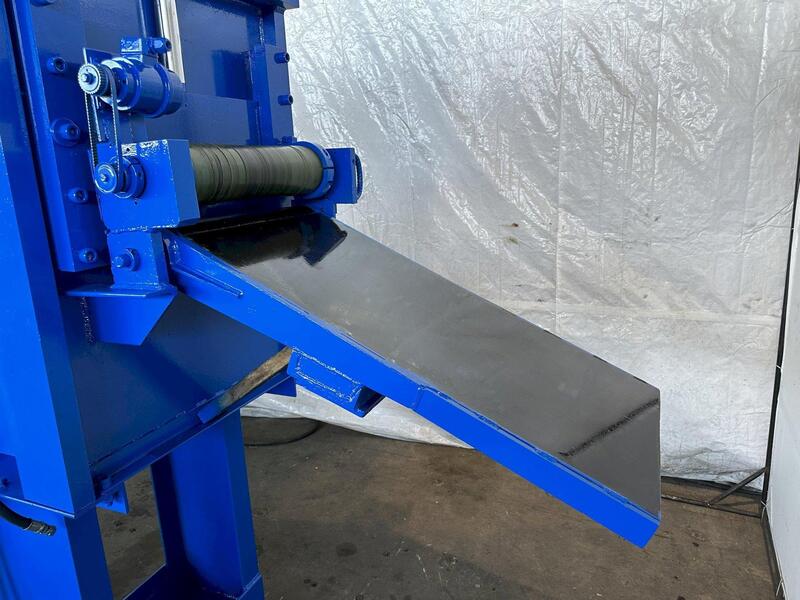 20" Pro-Eco Drag Type Tension Stand, 61" passline height, 108" pit table, entry passline roll - Image 3