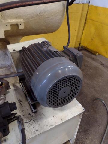 300 Ton, Shepard-Niles #142, hydraulic horizontal wheel / bearing press, pendant Control - Image 7