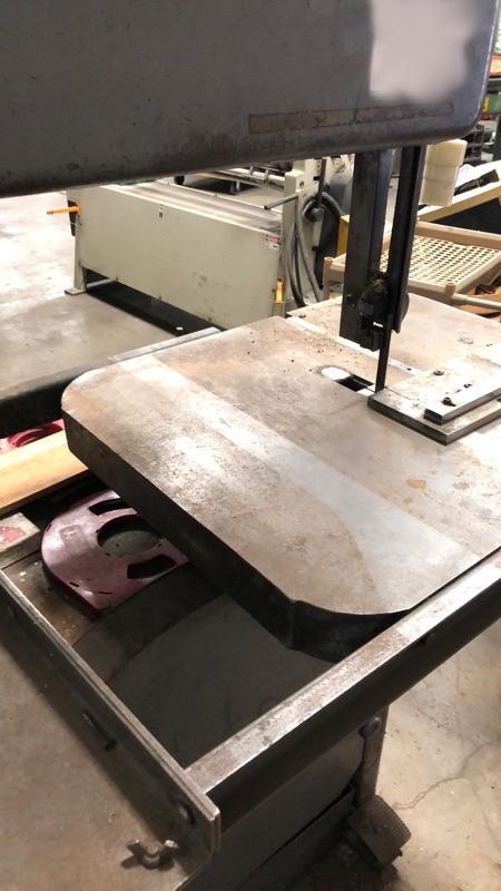 24" x 10" Grob #NS24, vertical band saw, 1 HP, 1" width blade, S/N 1936 - Image 5