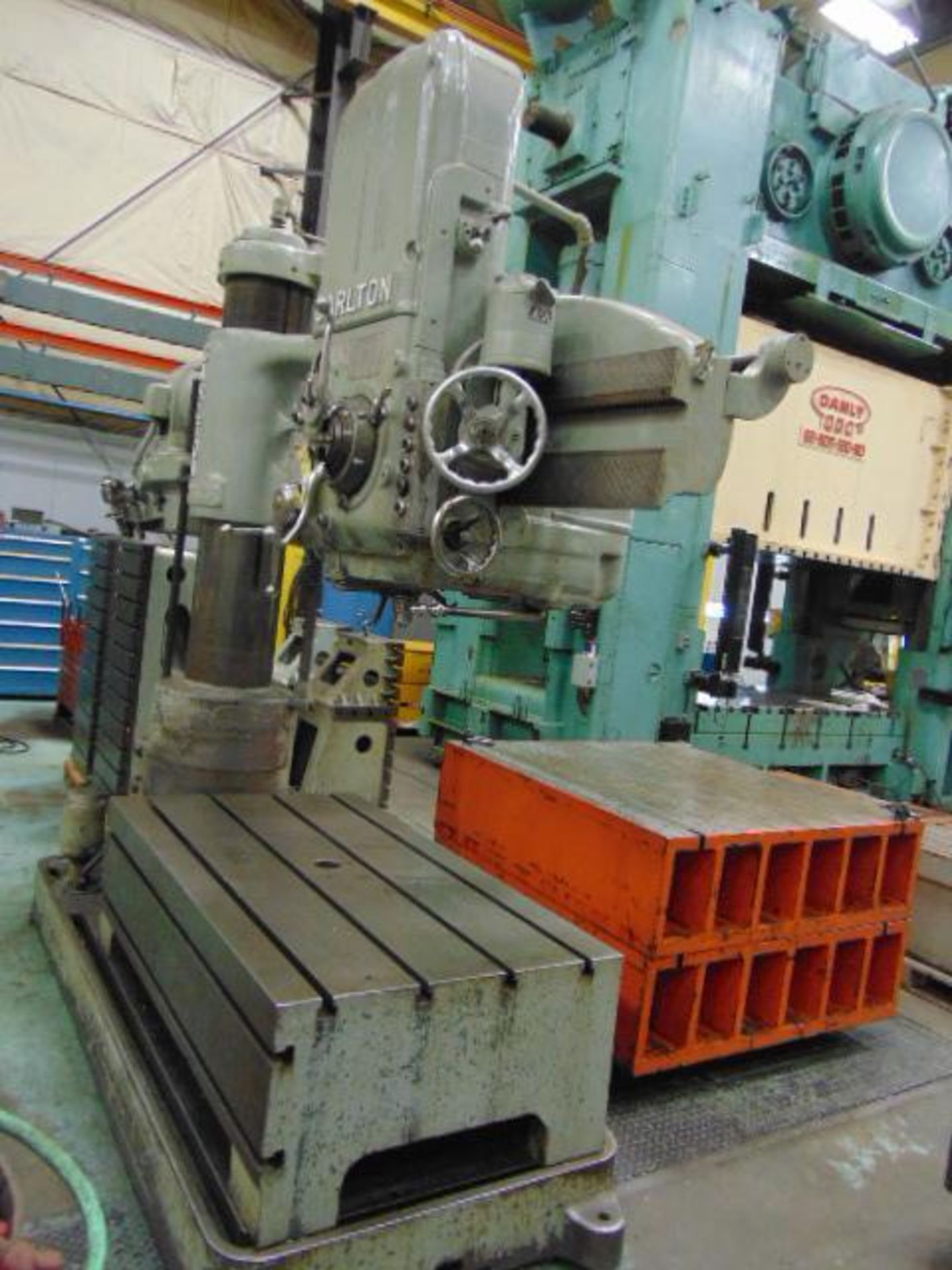 5' -13" Carlton #3A, box table, tapping, power arm elevation, power clamping to arm, column & head, #5MT - Image 2