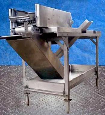 Aloe Vera Leaf Cubing Machine - Image 6