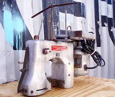 Minneapolis Sewing Machine Co. #J175, Bag Sewing Machine, 1/8 HP, 115 V, 1725 RPM - Image 6