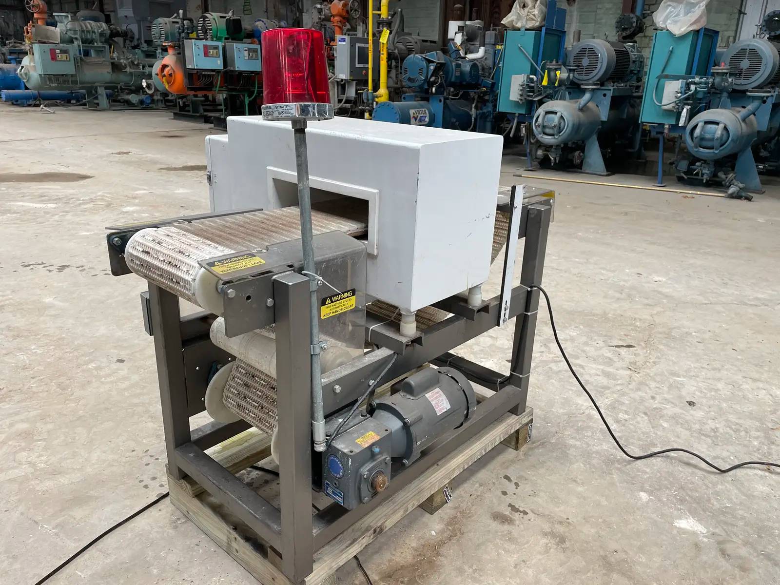 Goring Kerr #DSP-1, Metal Detector with Conveyor System, 8" width x 4" H x 13" L aperture - Image 6