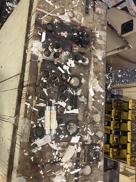 300 Ton, Minster Hevistamper #E3-300-54-36, straight side double crank press, 1.5" stroke, 22" Shut Height - Image 10
