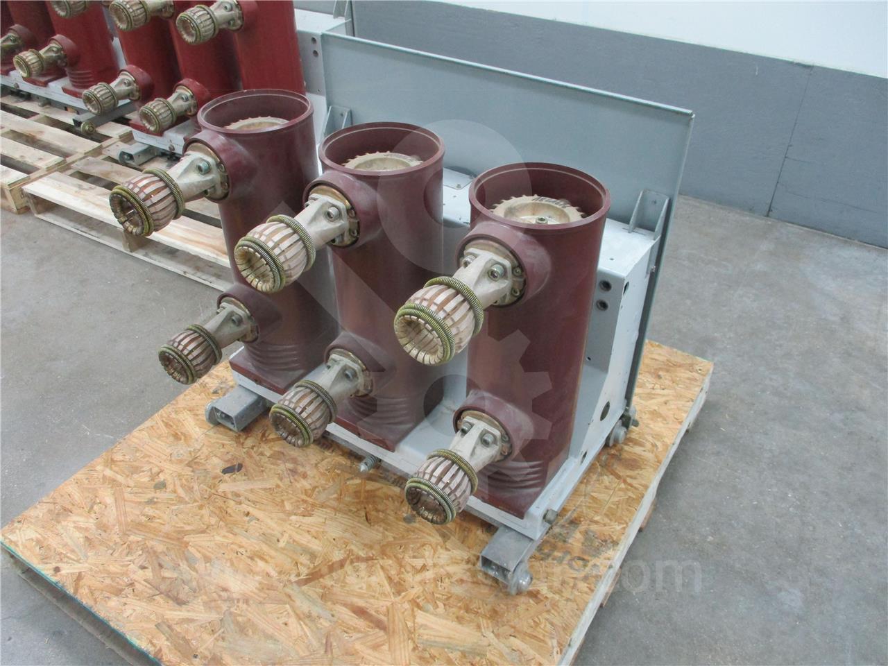 1200 Amps ABB Advac Aa3k1777xx10000 Model 3 (advac Model 3) 125 Volts DC Control - Image 3