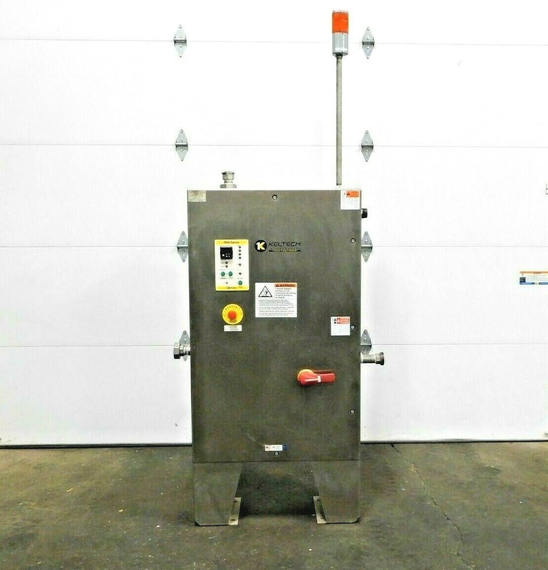 Keltech #SNA-1083/600D-FDS, Safety Shower Heater, 600 V, 3 Ph., 15" x 30" x 60" Cabinet - Image 1