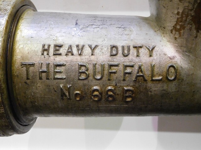 Buffalo #66B, Heavy Duty Grinder, 25 HP, 230/460 V, 1175 RPM, 3 Ph., 8" Outlet w/ 1/4" holes, 16" top - Image 4