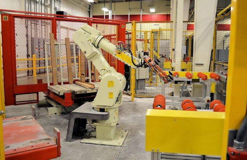 Kawasaki, FSO30L-E, Robot Palletizer, 6 axis, D32FD001 controller, 66 lb. bags capacity, 2008 - Image 2
