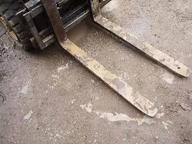 Mitsubishi #GP25, Forklift, Propane, 4-Cylinder, 42" L x 4" width fork - Image 7