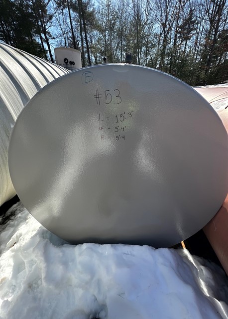 2500 gallon Above ground storage tank, 15' 3" L x 5' 4" W x 5' 4" H - Image 2