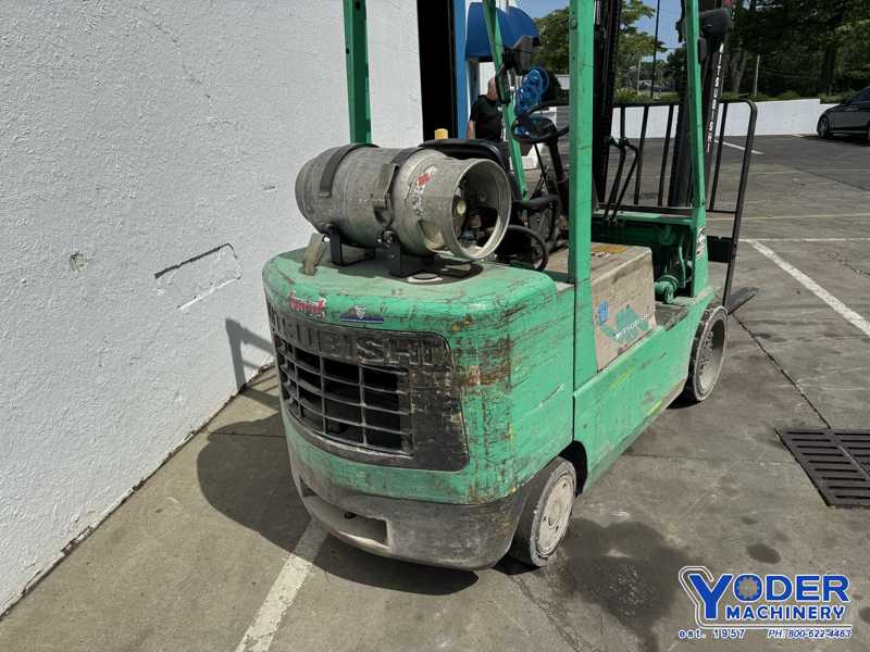 6000 lb. Mitsubushi #FGC30, LP gas forklift, 126" lift height, 48" fork length - Image 8