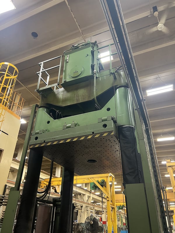 224 Ton, Reis #TUS-180-OK-200, hydraulic 4-post spotting press, 71" stroke, 98" DL, 71" x 98" bed, 1994 - Image 7