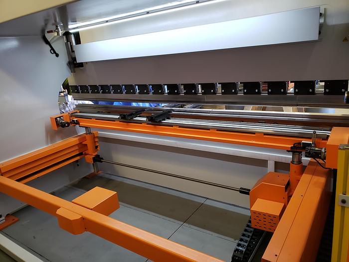 149 Ton, Ermak #SB-3100x135, CNC press brake, 10' overall, 102.4" between housing, 10.8" stroke, 16.1" - Image 3