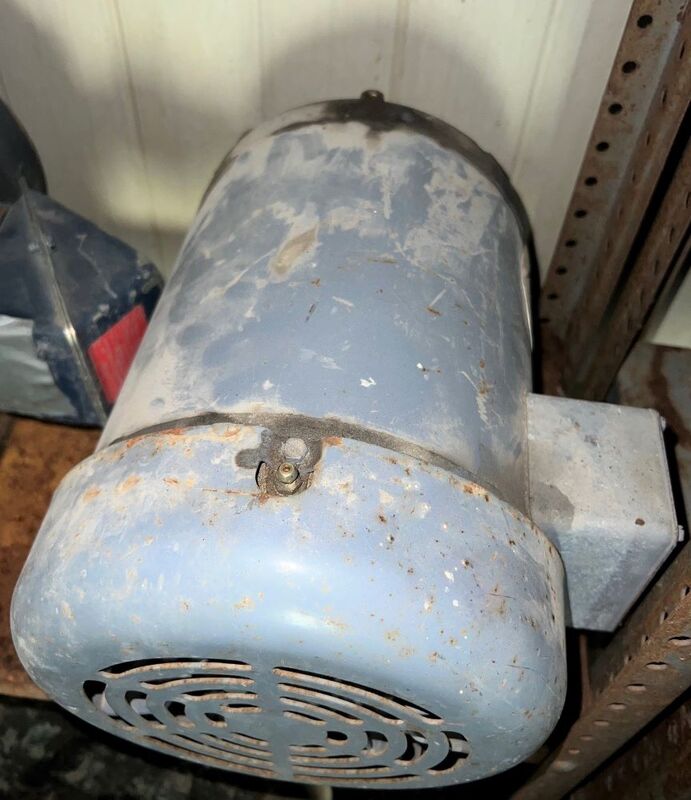 1 HP 1725 RPM Baldor #M3603, Baldor M3603 Electric Motor, Frame 182, 208-230/460 Volts, 60 Hz, 3 phase - Image 1