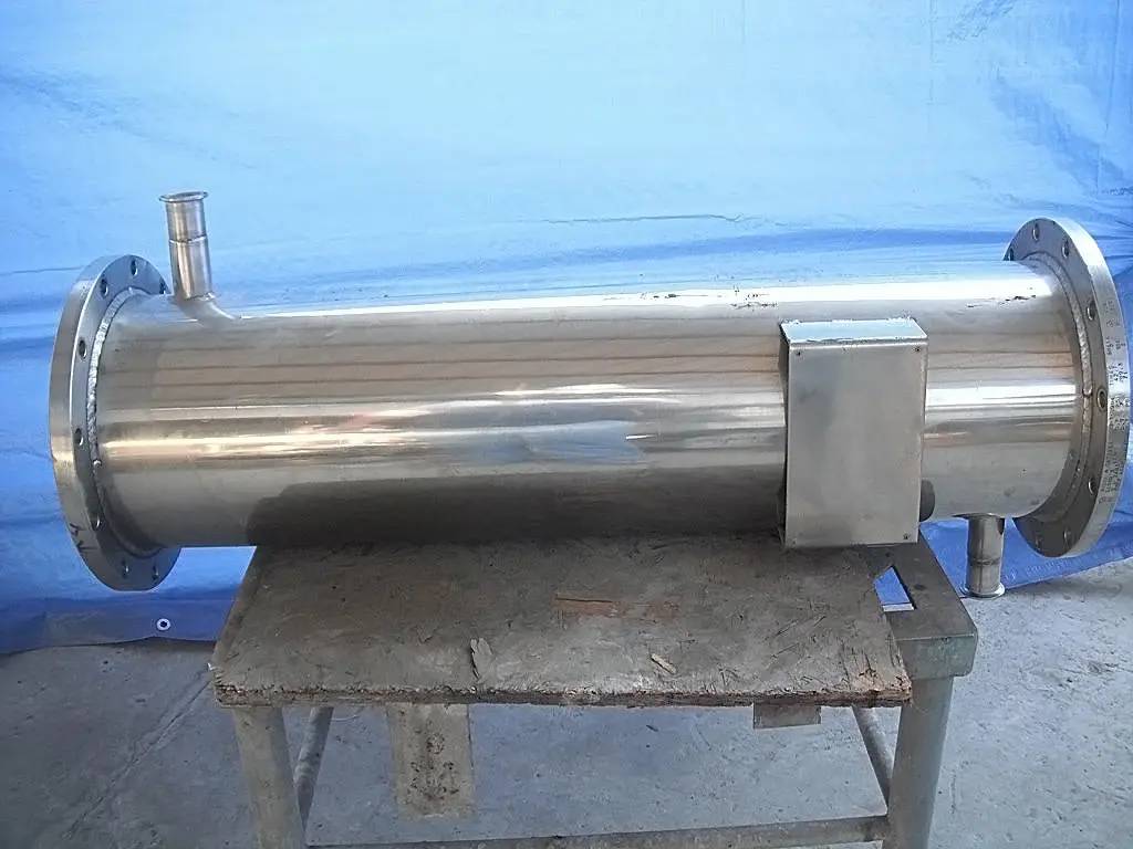 Rossi & Catelli, 25 gallon, Vacuum Chamber, 42 psi, 1" diameter w/ 4-1/2" diameter Flange inlet - Image 10