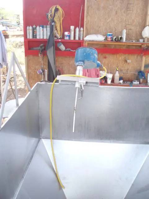 360 gallon APV, Dual APV Stainless Steel Feeding Hopper Tank with Pumps, 6' L x 3' width x 1' 6" H infeed - Image 7