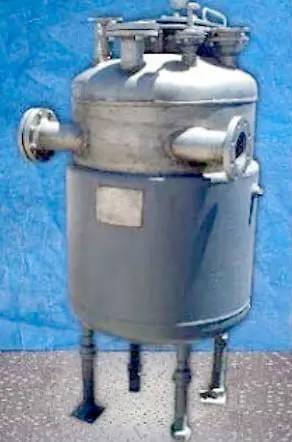 120 gallon S A T Co #J3557, Reactor, 29" L x 27" width x 45" H inside dim., 75 lbs jacket, 15" diameter Manway - Image 3