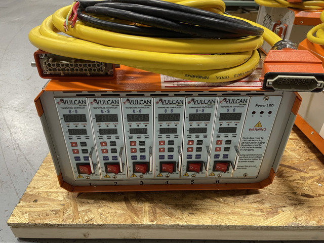Vulcan #YK-D-6, 6 zone hot runner w/cards & cables, 2019 - Image 2