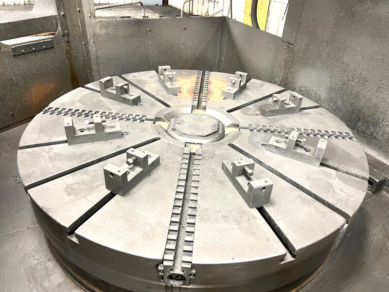 Froriep #KE-16-Super, 4-Axis CNC vertical boring mill w/ram & turret head, Fanuc 18TT, 71" swg, 63" chk, 2006 - Image 2