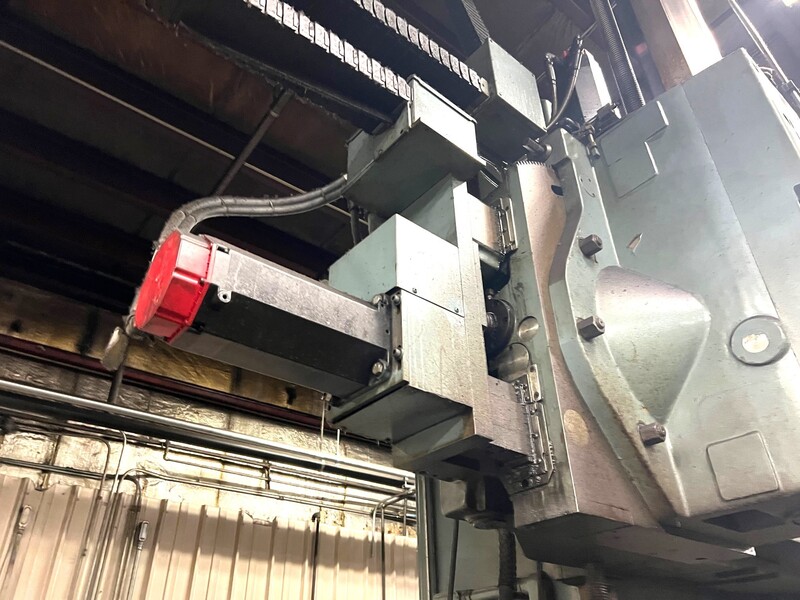 Froriep #KE-16-Super, 4-Axis CNC vertical boring mill w/ram & turret head, Fanuc 18TT, 71" swg, 63" chk, 2006 - Image 9